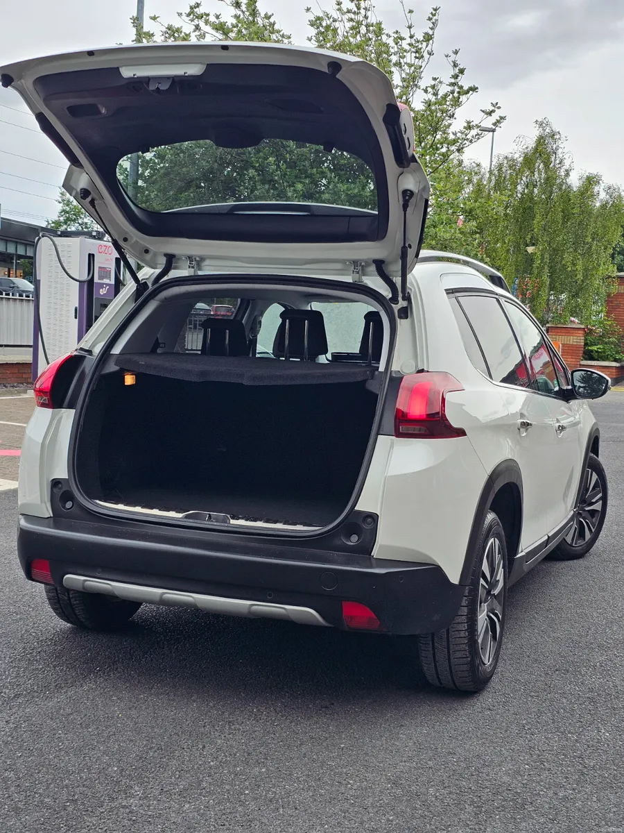 Peugeot 2008 Automatic 2016 - Image 2