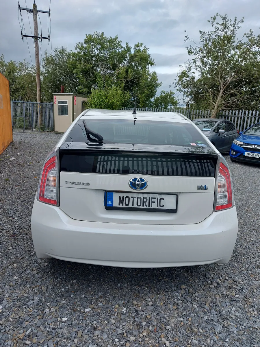 Toyota Prius 2013 | Rev Camera | New NCT - Image 4