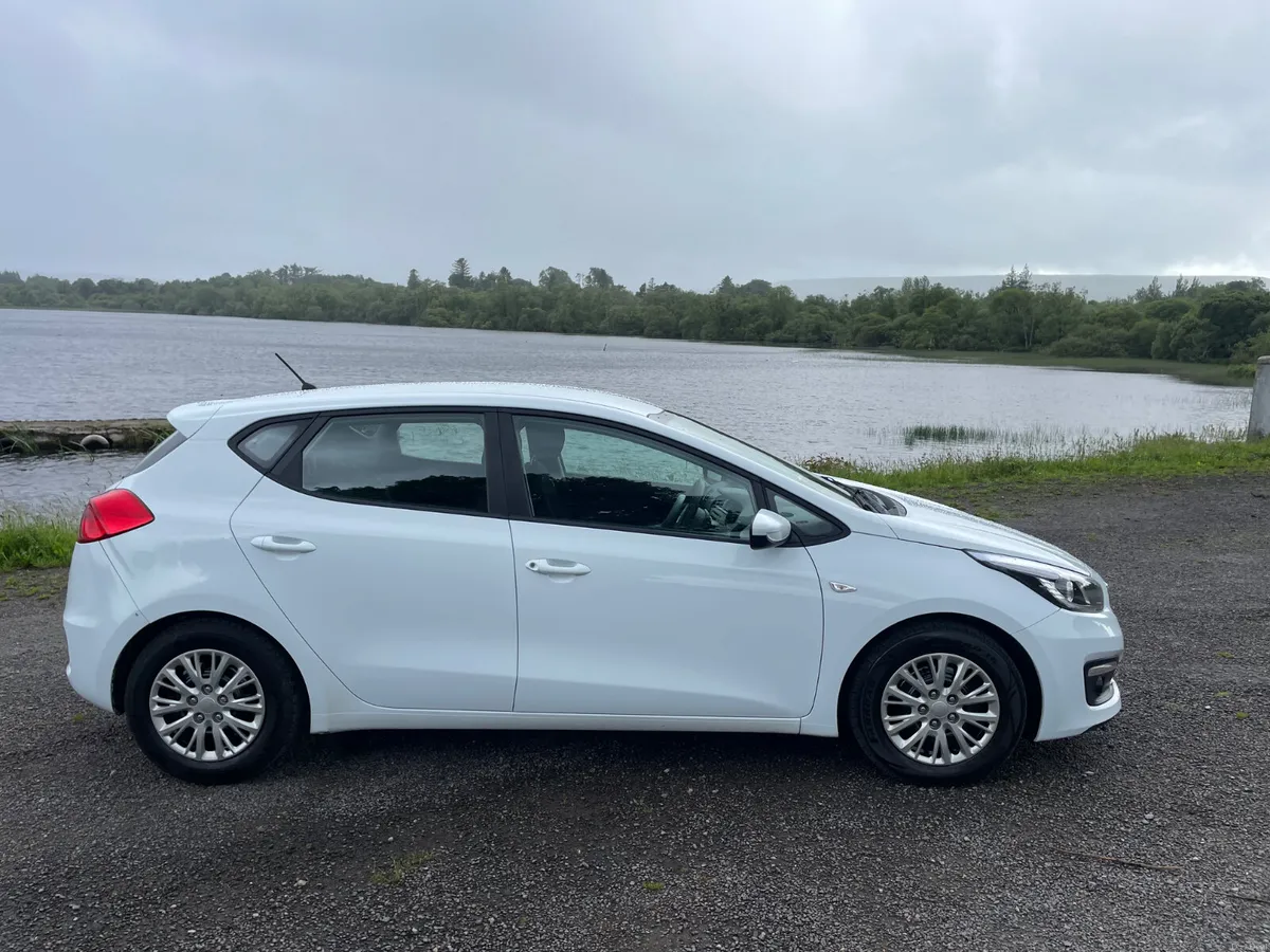 Kia Ceed 2016 1.4 Petrol nct 12/26 - Image 3