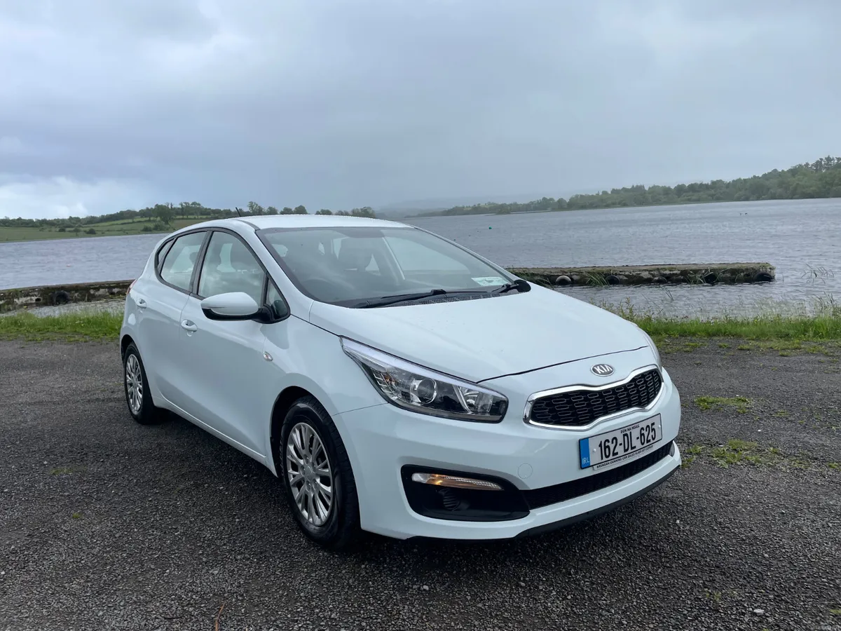 Kia Ceed 2016 1.4 Petrol nct 12/26 - Image 4