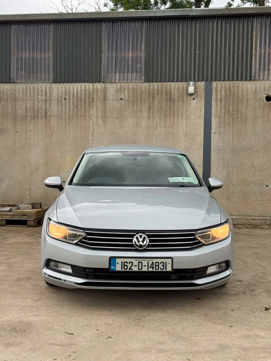 Volkswagen Passat 2016 - Image 3