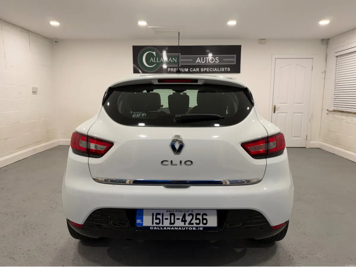 Renault Clio IV DYNAMIQUE 1.2 ***FINANCE AVAILABLE - Image 3