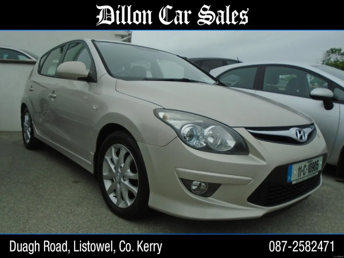 Hyundai i30 1.6 DELUXE D 5DR - Image 1