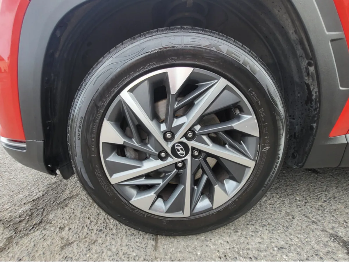 Hyundai Tucson IX35 EXECUTIVE 2WD 5DR - Image 3