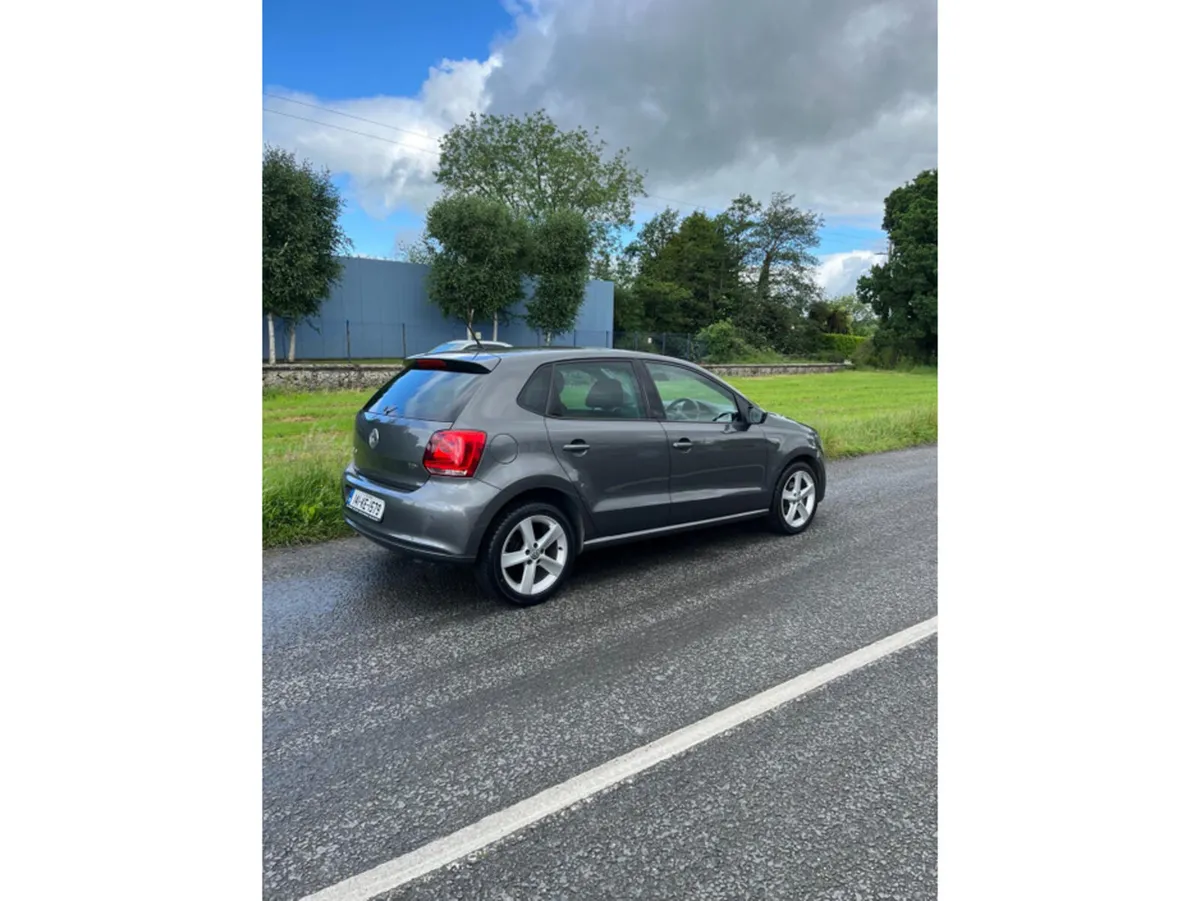 Volkswagen Polo CL 1.2 TDI 75HP MANUAL 5SPEED 5DR - Image 3