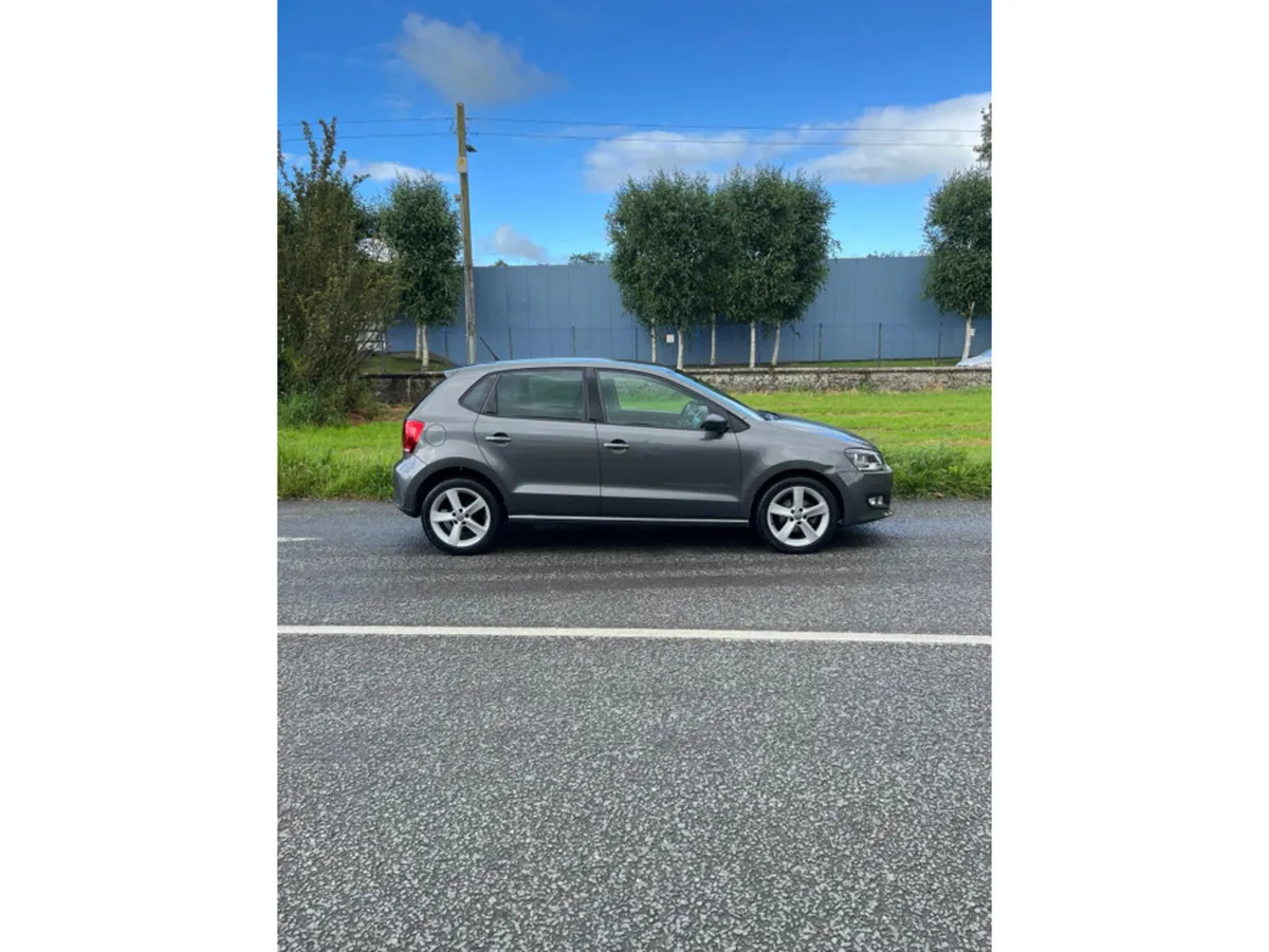 Volkswagen Polo CL 1.2 TDI 75HP MANUAL 5SPEED 5DR - Image 2