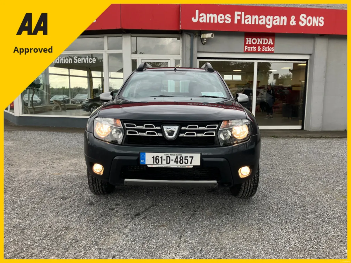 Dacia Duster SIGNATURE 1.5 DCI 110 4X 4DR - Image 2