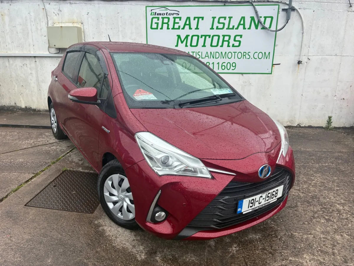 Toyota Yaris 1.5 petrol hybrid automatic - Image 1