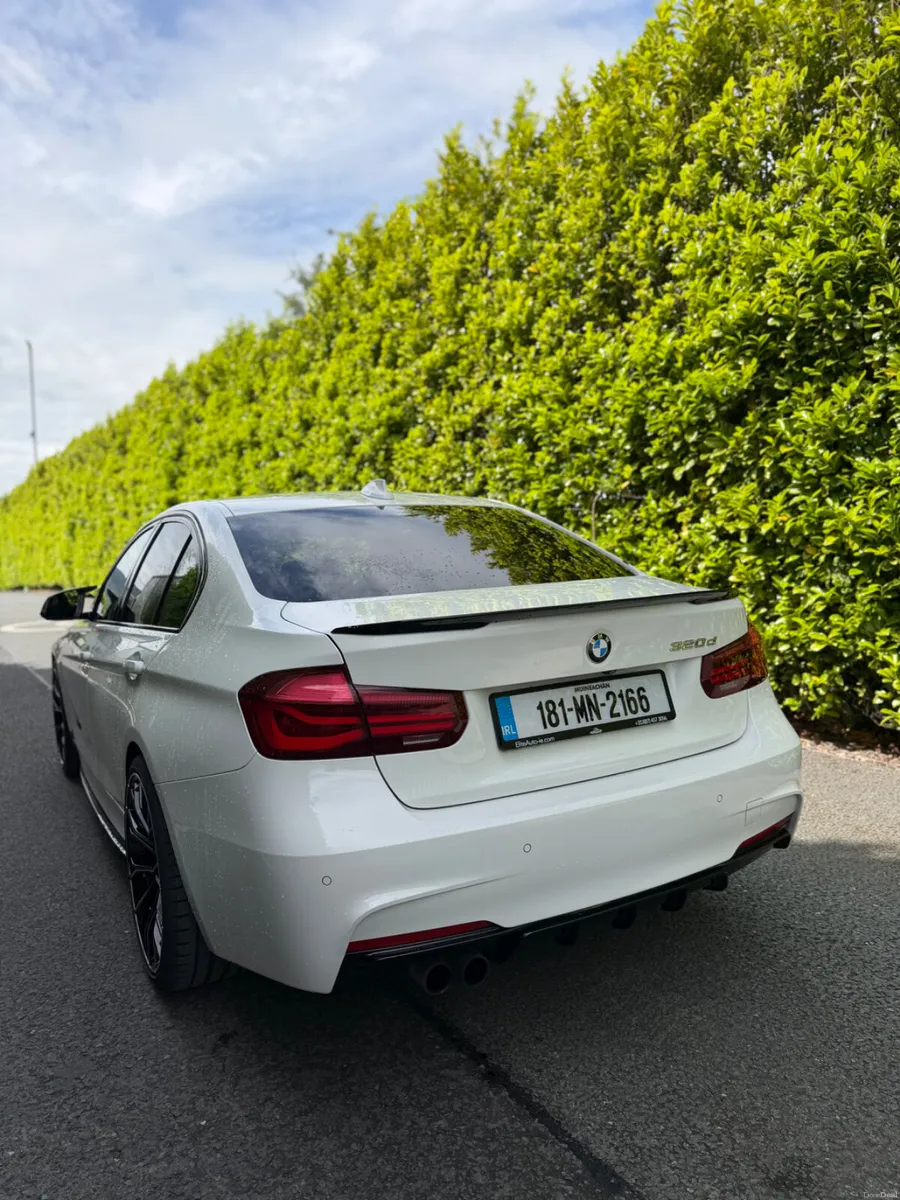 2018 BMW 320D M SPORT SHADOW EDITION - Image 5