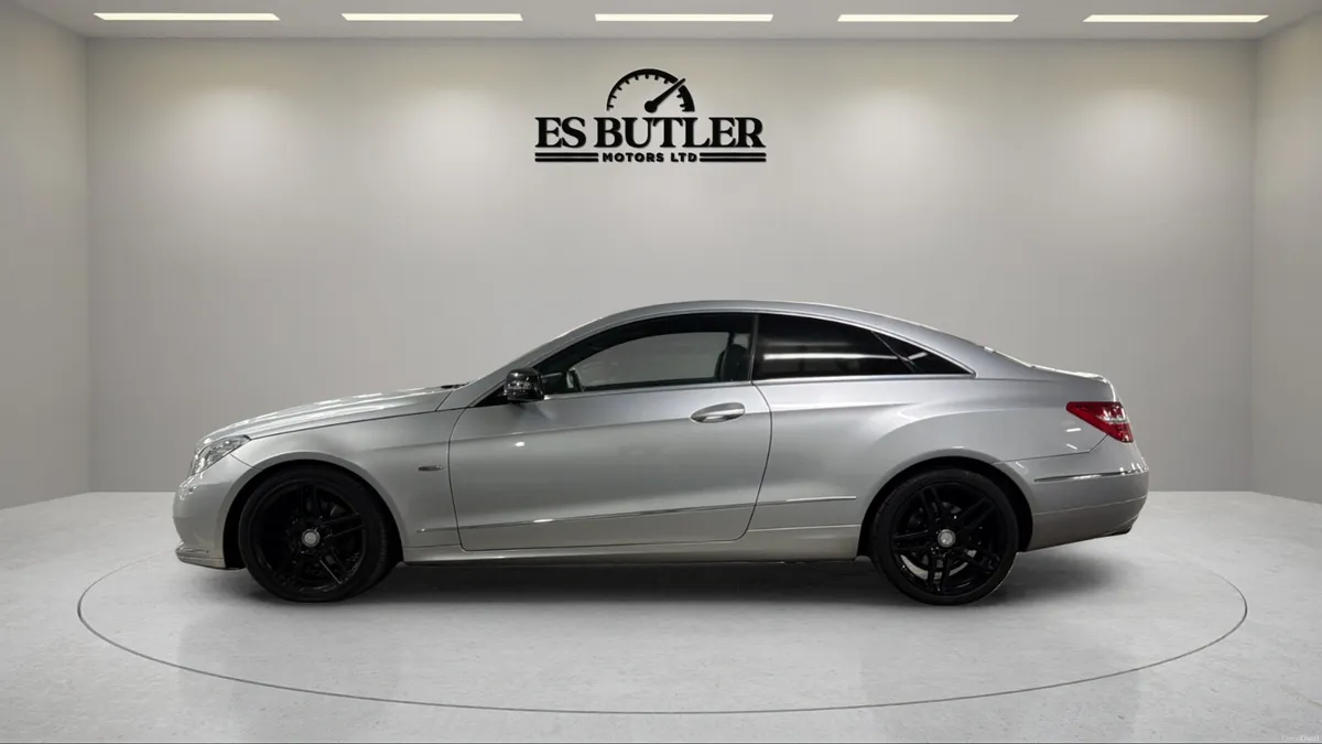 2011 Mercedes-Benz E220 Coupe 2.1L AUTO AMG SPORT - Image 2