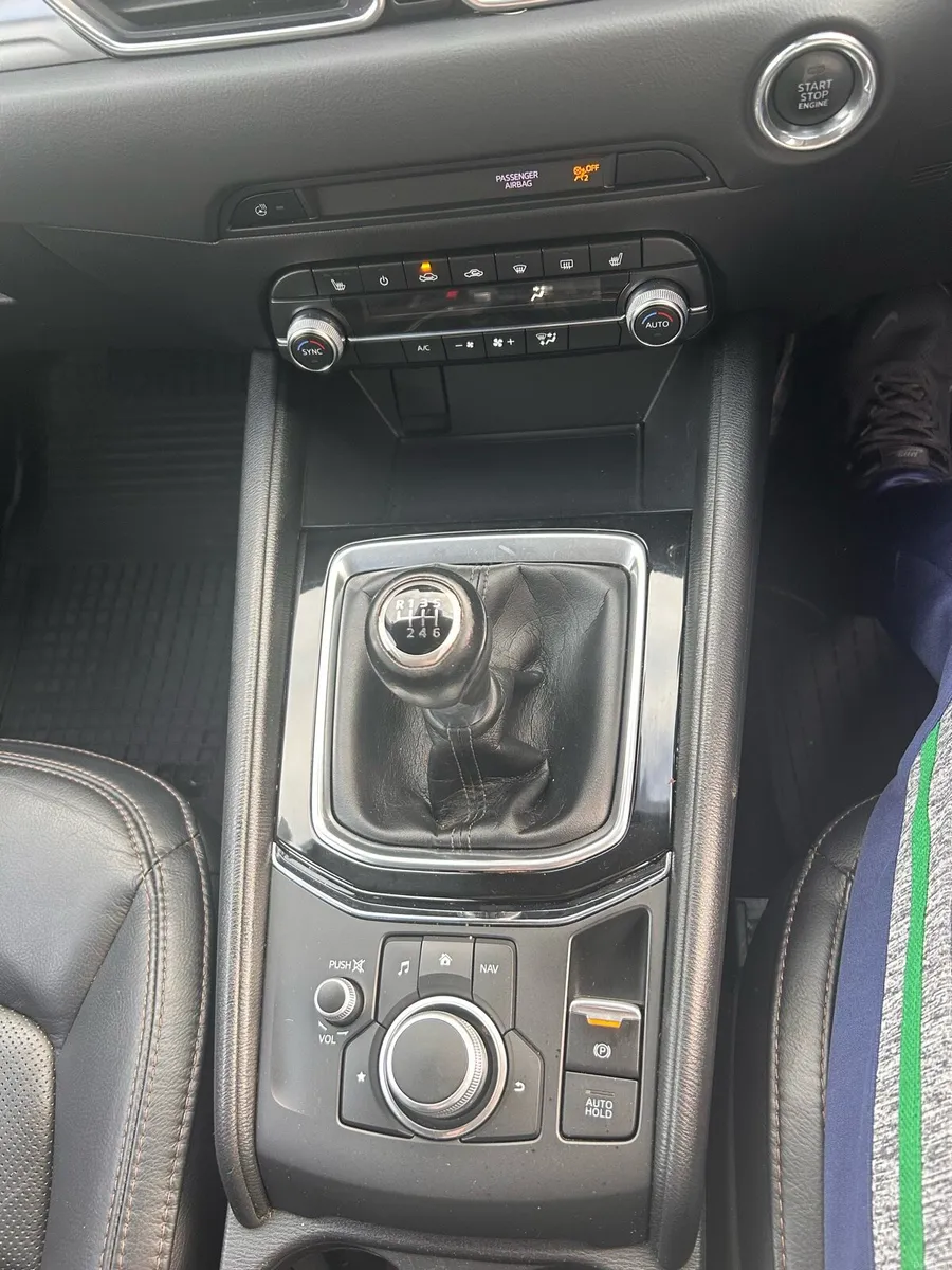 Mazda Jeep - Image 3