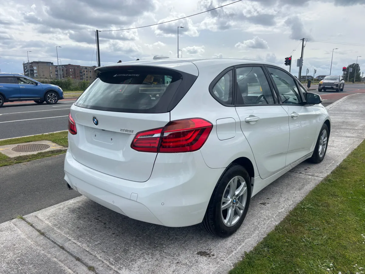 BMW 2 Series - Image 4