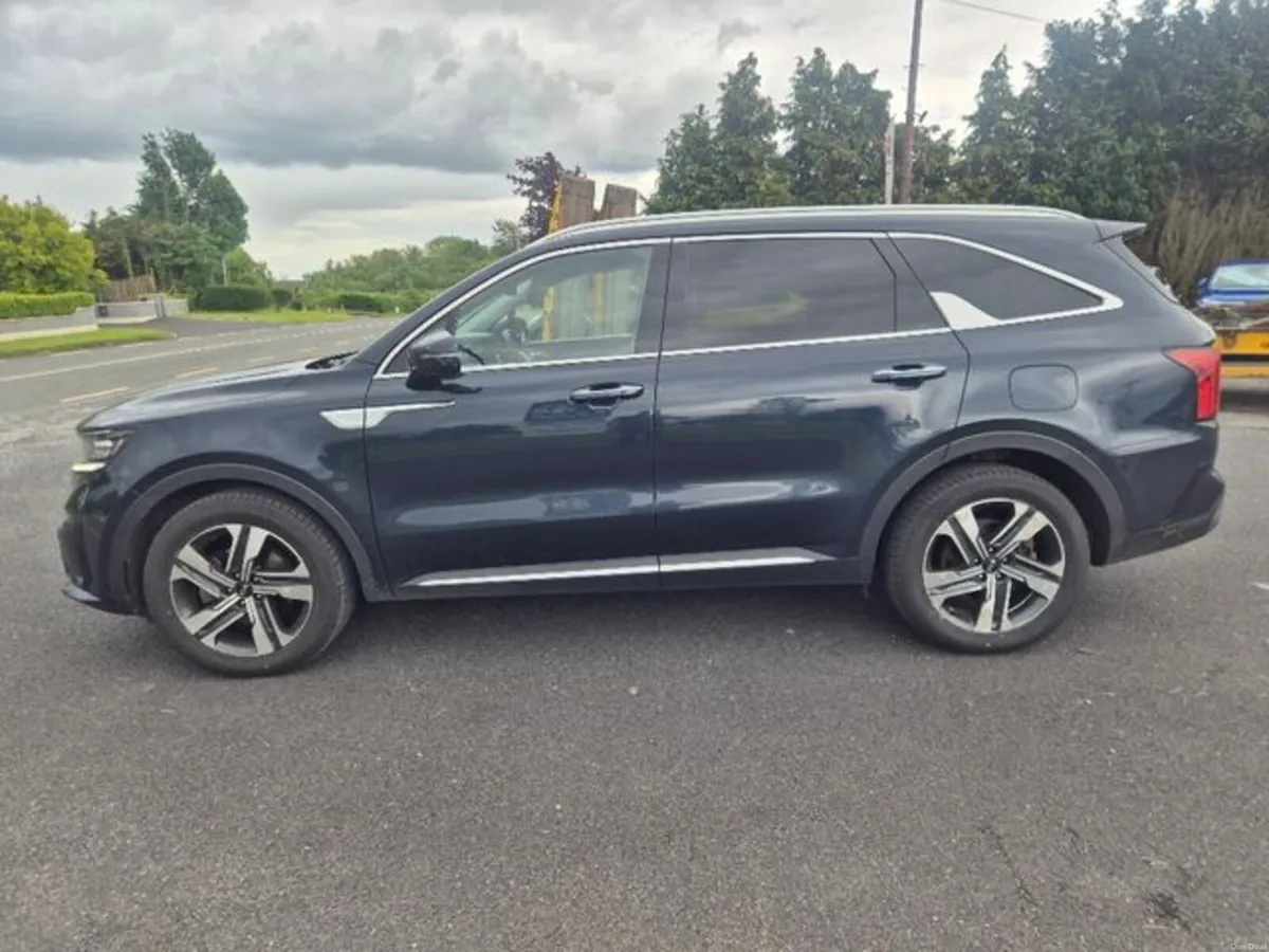 Kia Sorento K4 Edition 1.6 plug-in Hybrid Auto 7 s - Image 4