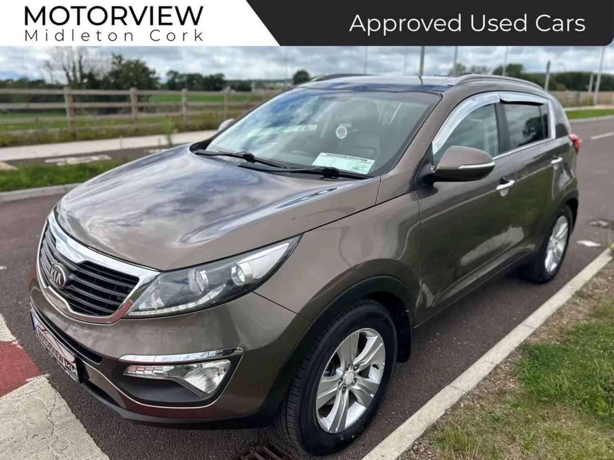 Kia Sportage 1.7D IMMACULATE CONDITION, LIKE NEW F - Image 4