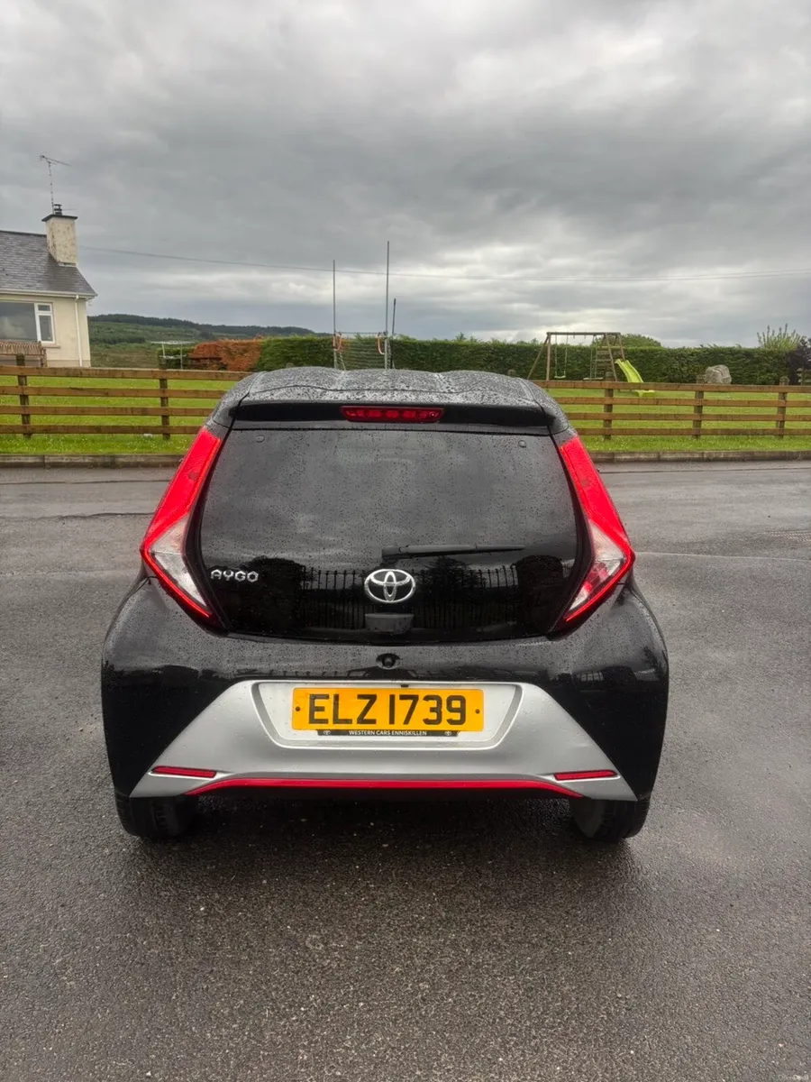 TOYOTA AYGO  XTREND - Image 6
