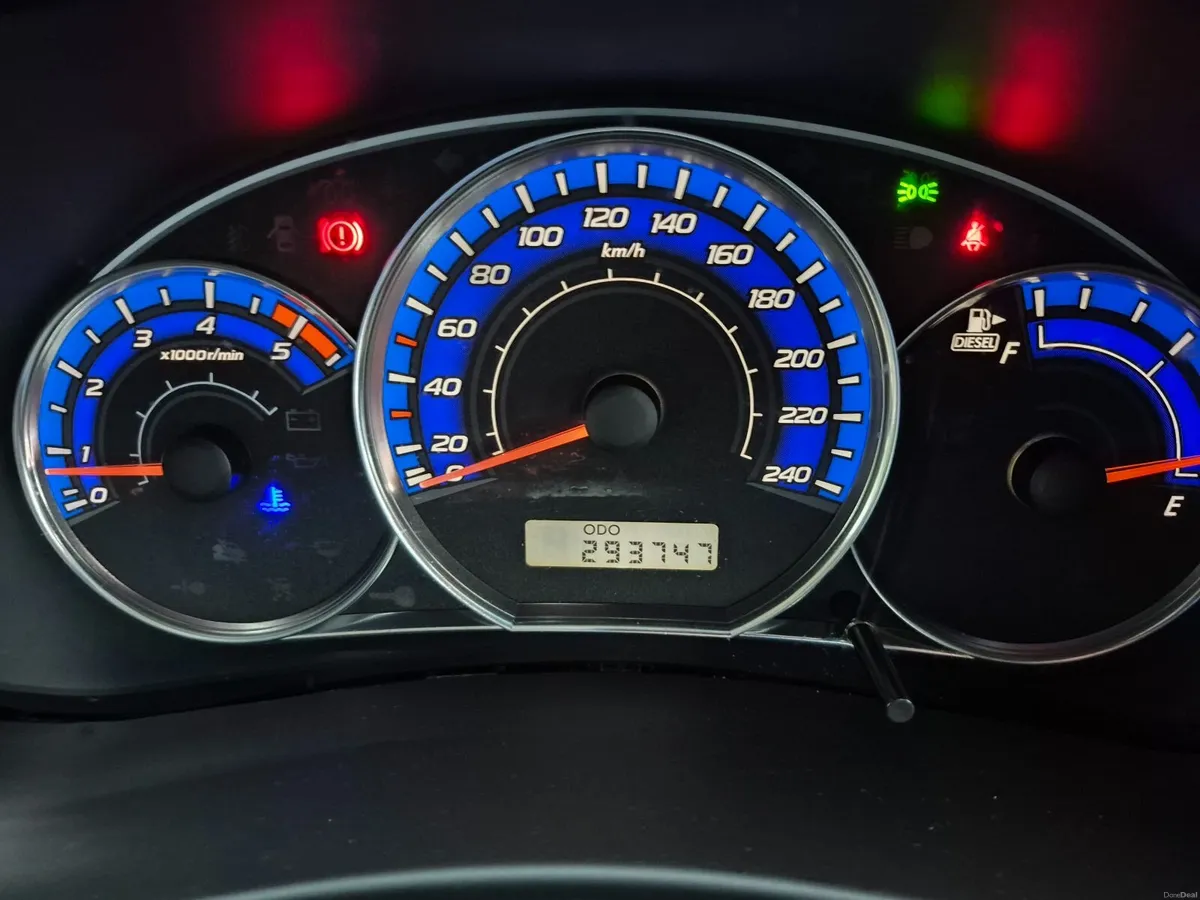 Subaru Forester 2011 - Image 2
