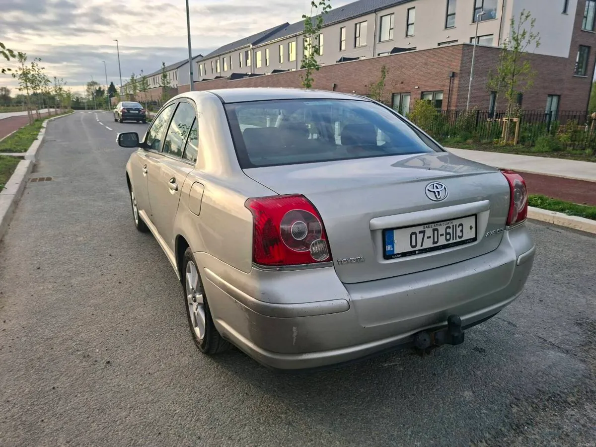 Toyota avensis 1.6 petrol,  2007 - Image 3