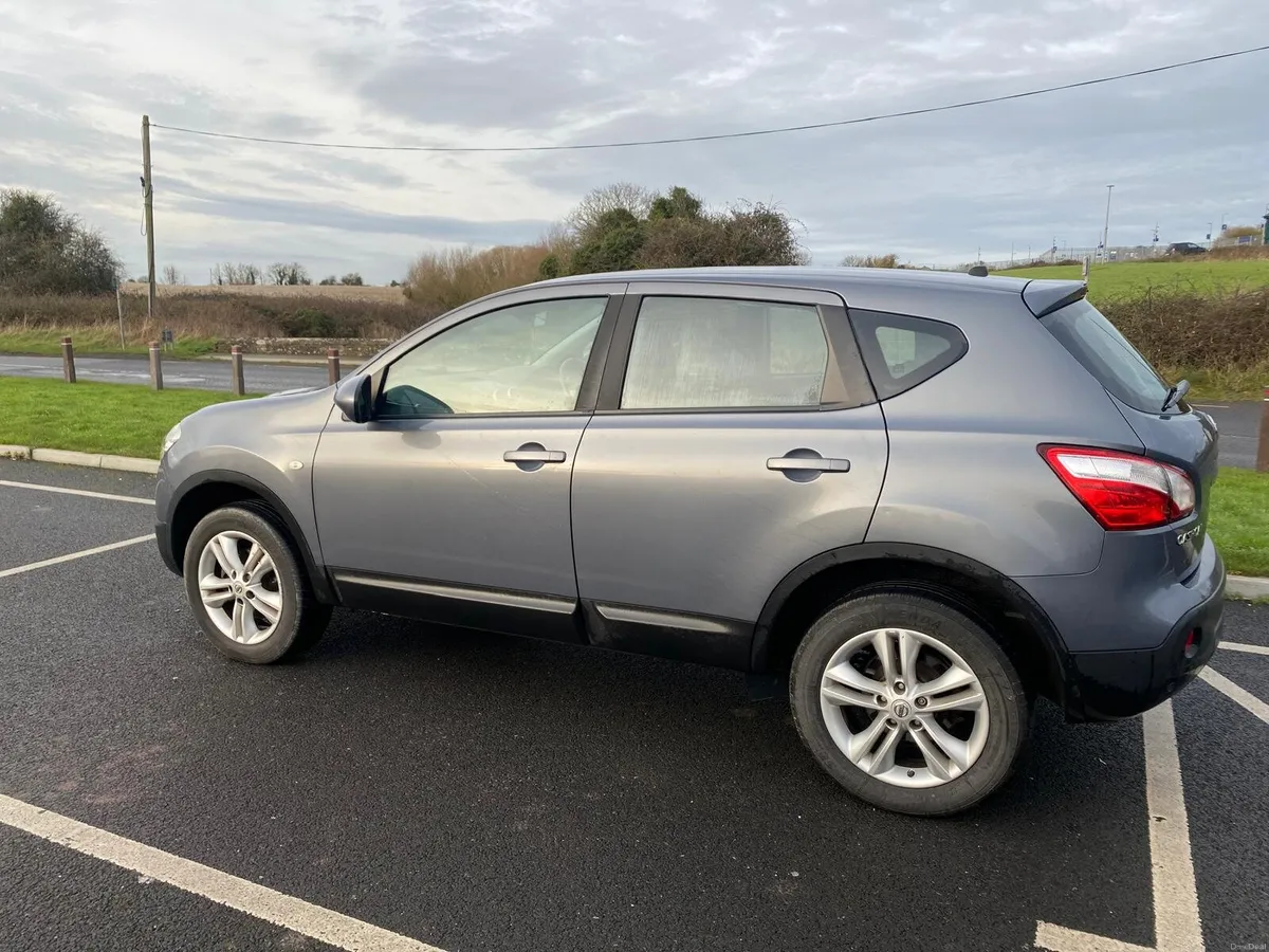 Car - Image 5