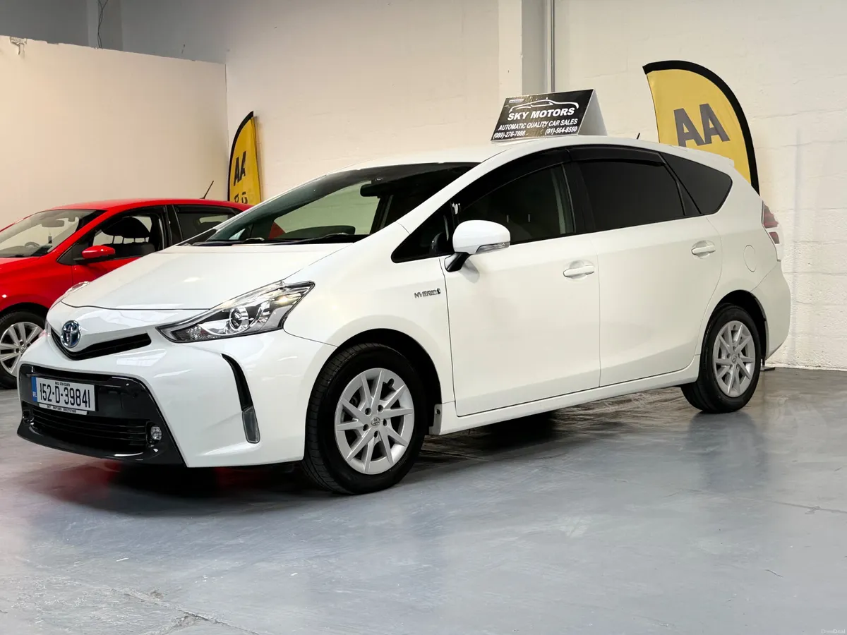 2015 TOYOTA PRIUS ALPHA 1.8  Hybrid,7 Steater - Image 3