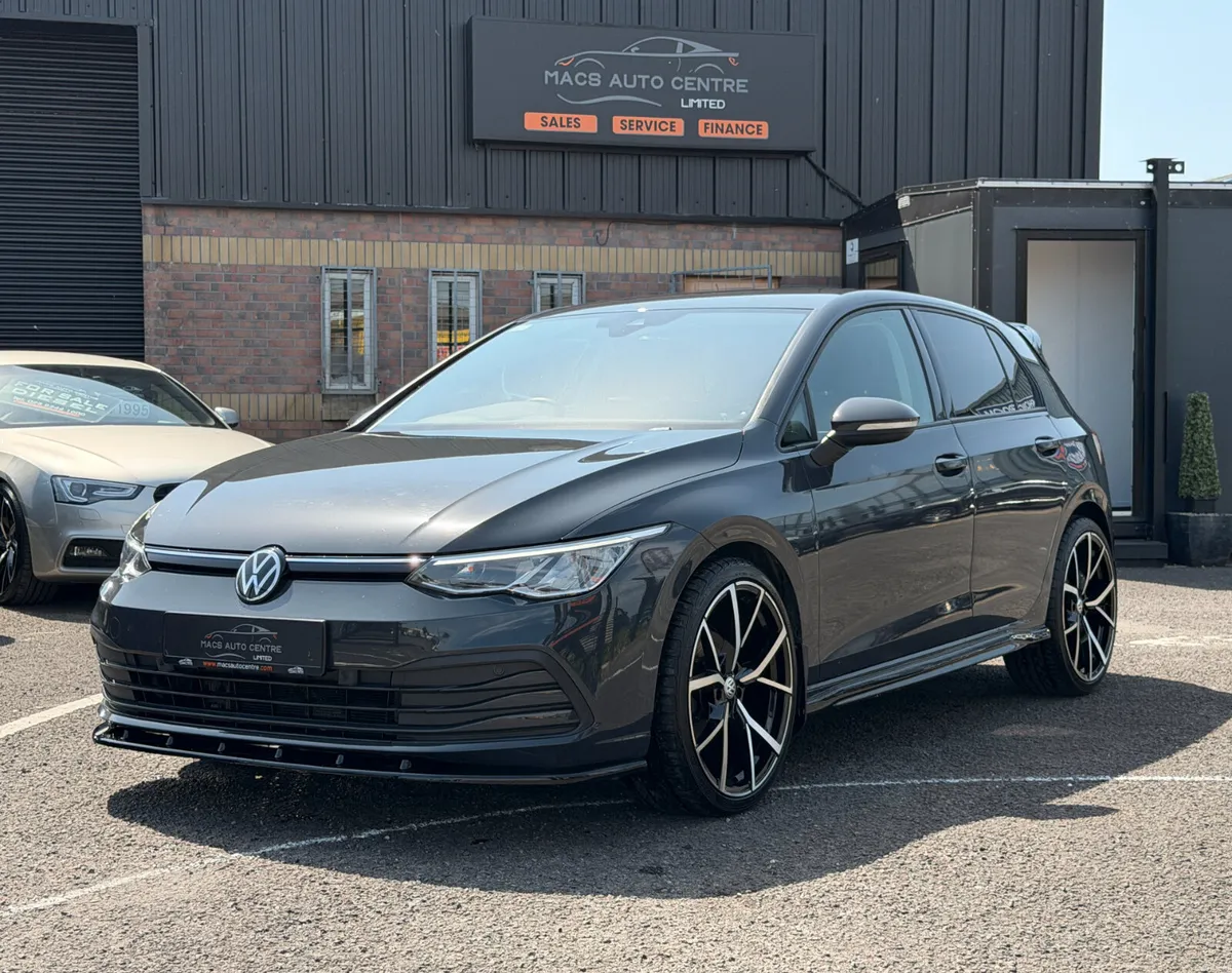 Volkswagen Golf 2021 - Image 2