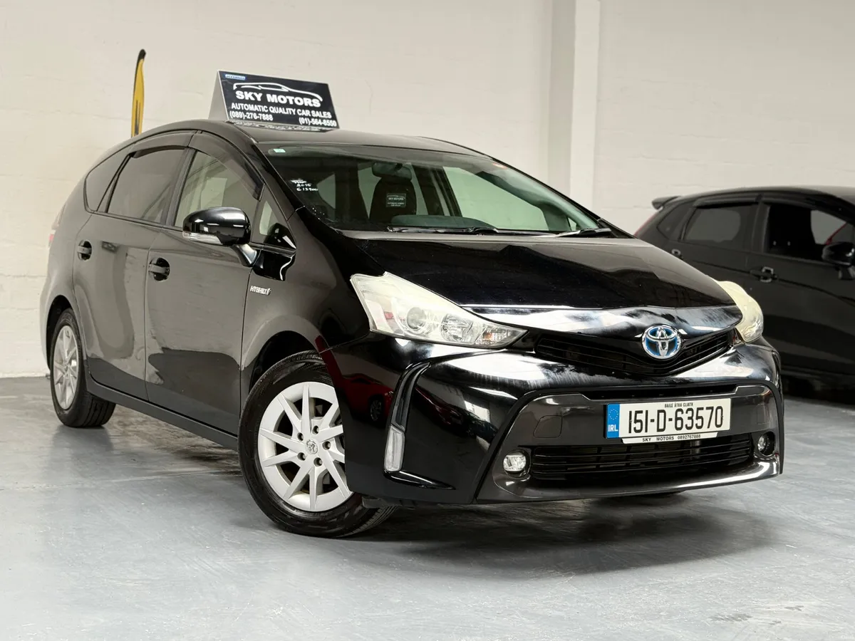 2015 Toyota Prius Alpha 1.8 Hybrid Auto,7 Seaters - Image 1