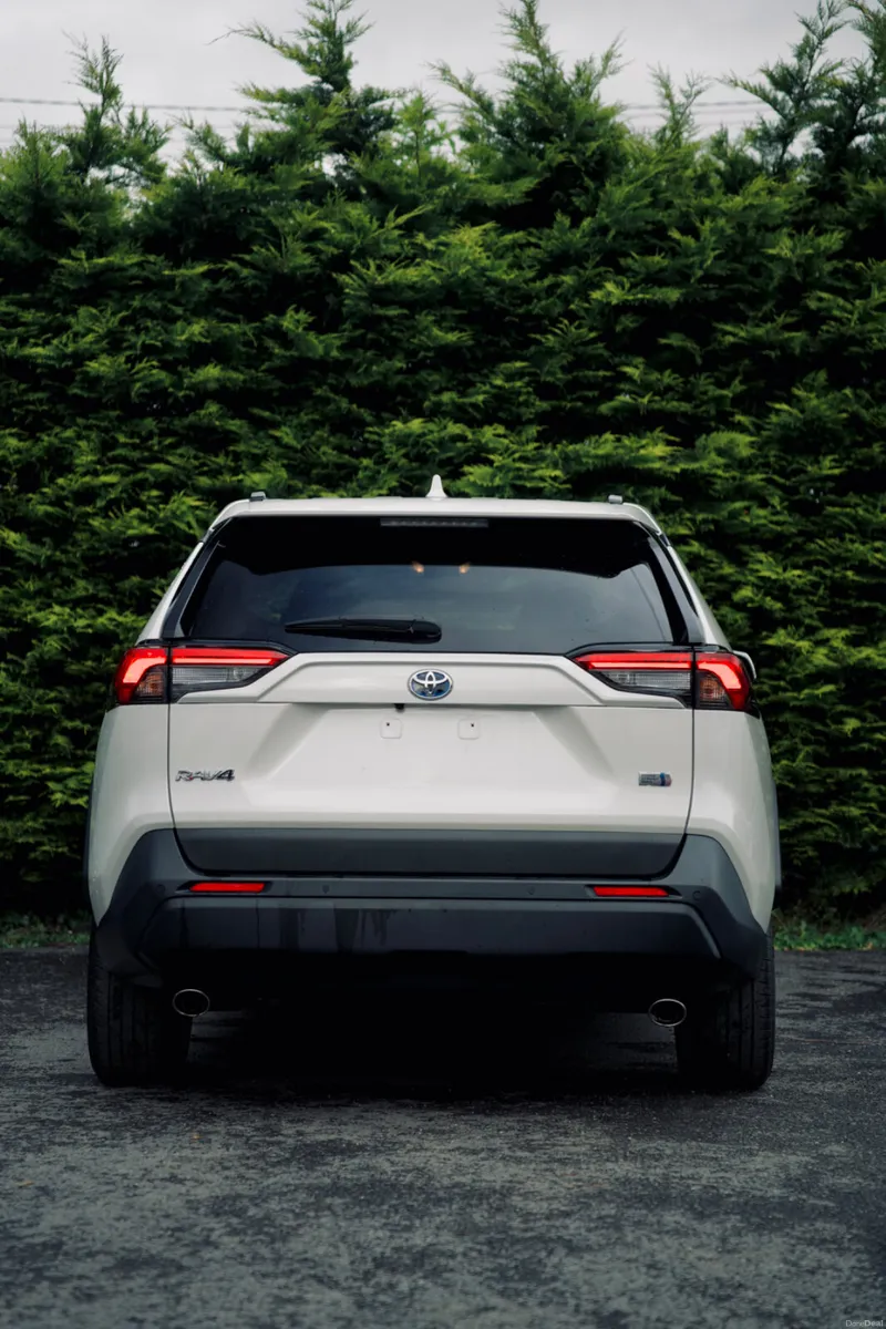 Toyota RAV4 Hybrid 2.5 2021 - Image 4