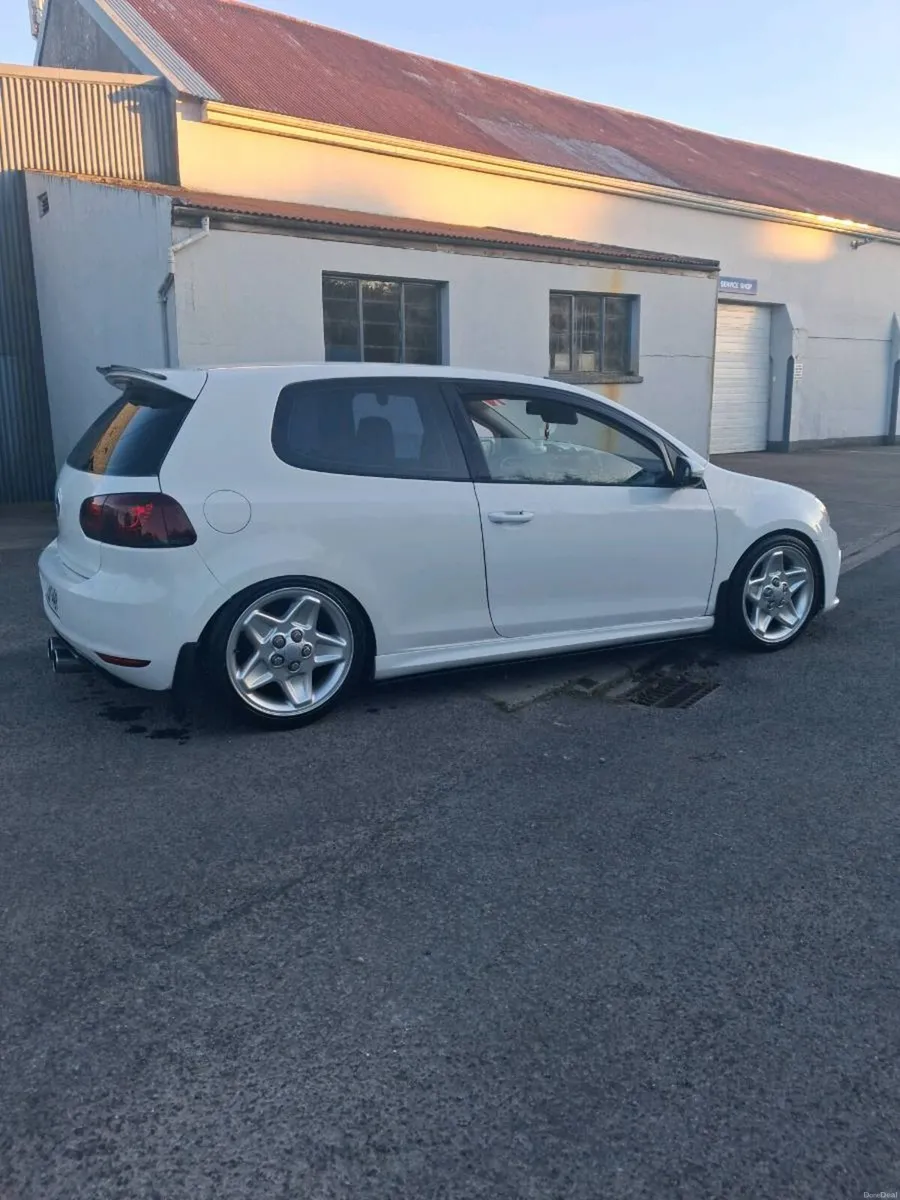 2011 VW golf - Image 4