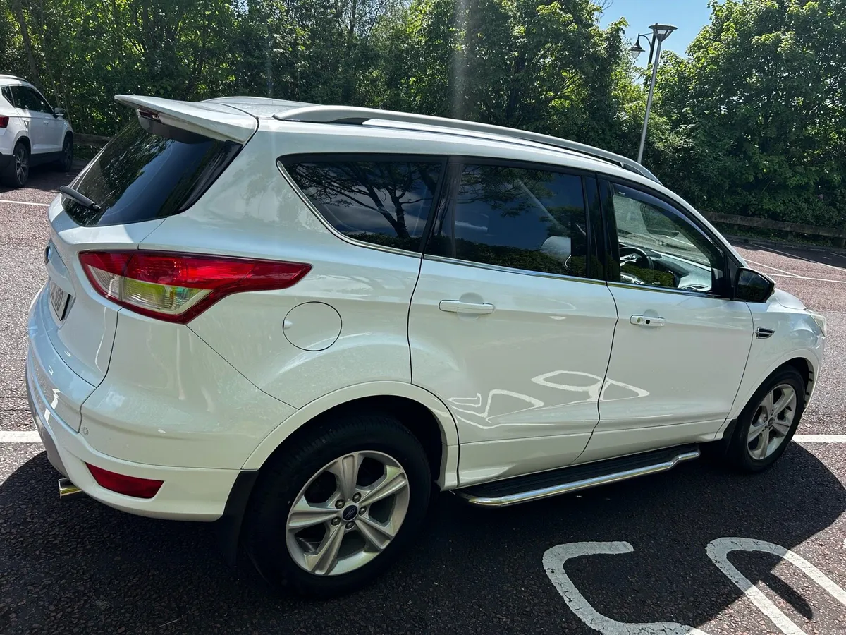 131 Ford Kuga 2.0 Diesel White Immaculate - Image 4
