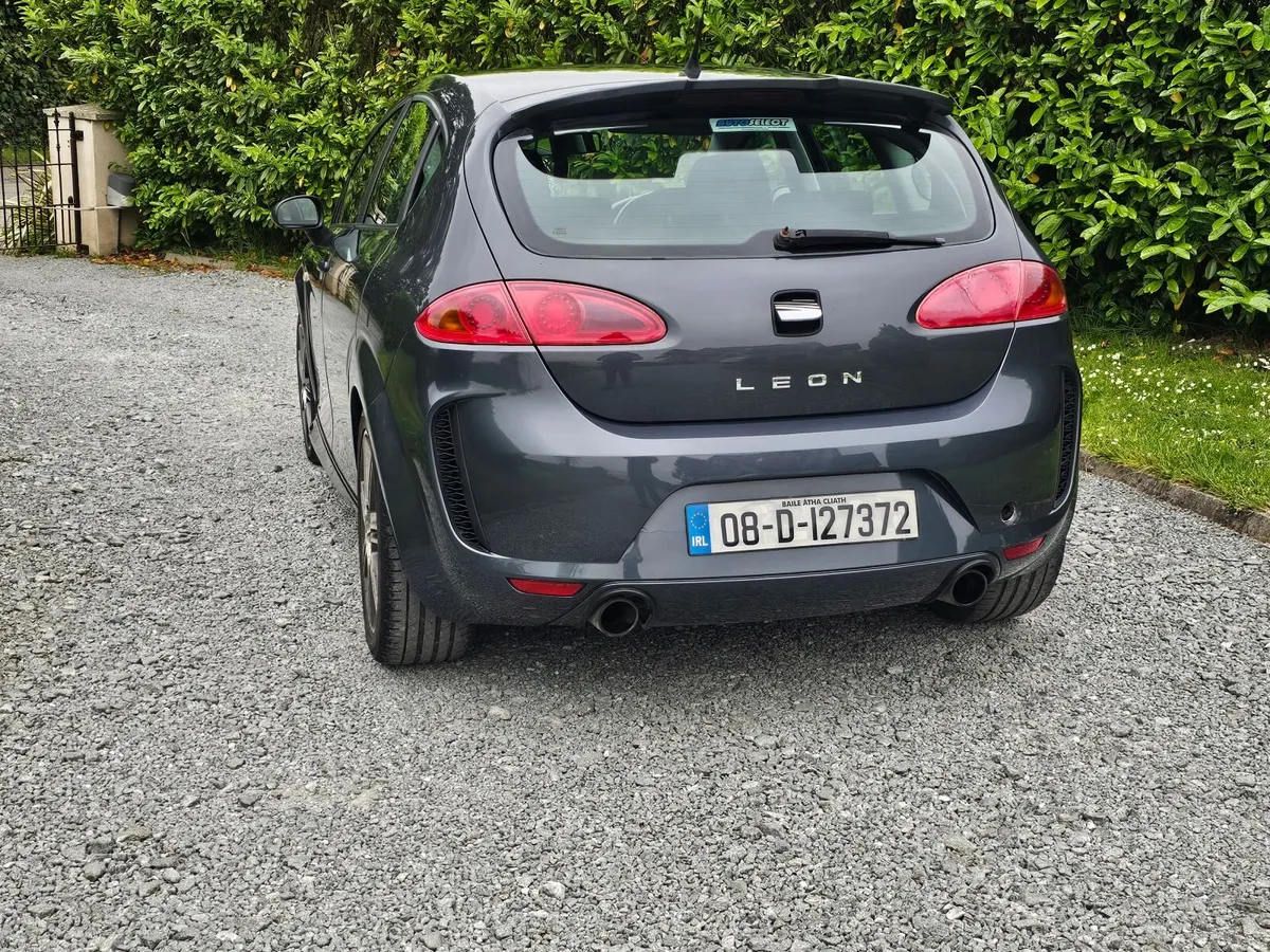Seat Leon 2008 1.6 Petrol grey 102HP *Low mileage* - Image 4