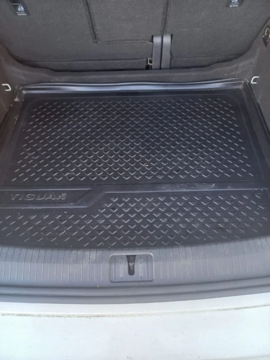 Volkswagen Tiguan 2021 R-Line - Image 3