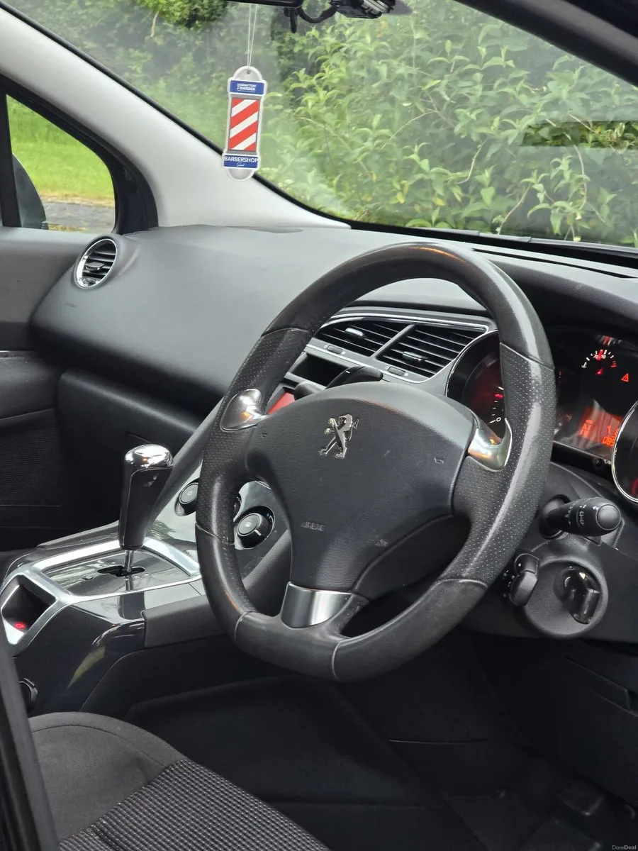 Automatic Peugeot 5008 NEW NCT 07/27 ONLY 85 000 M - Image 4