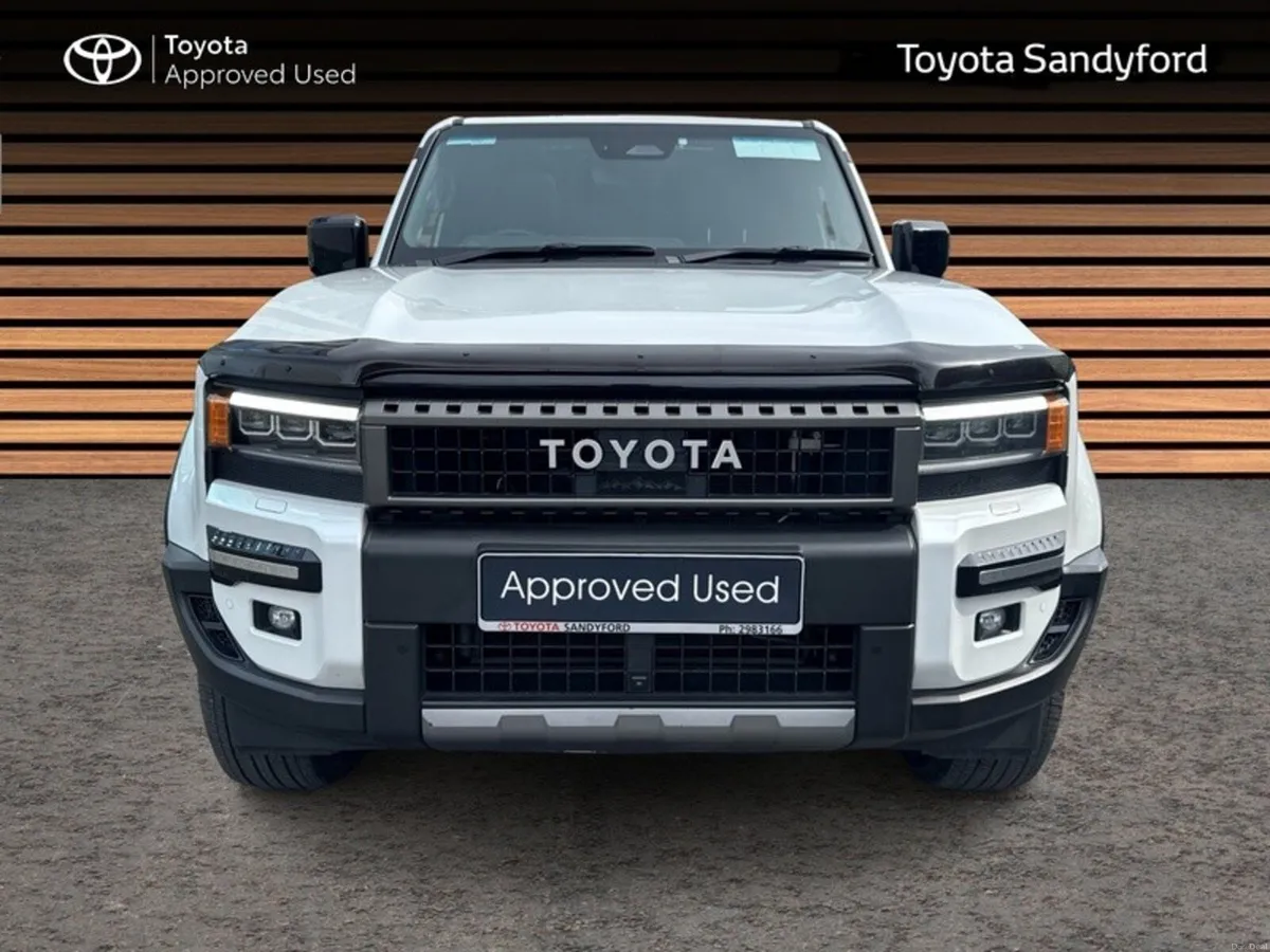 Toyota Land Cruiser 7 SEATER PLATINUM // PANORAMIC - Image 5