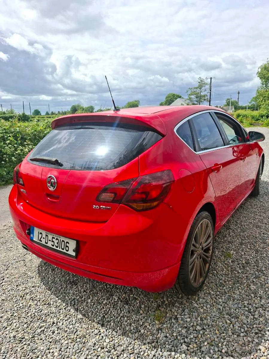 OPEL ASTRA 2012 - Image 4