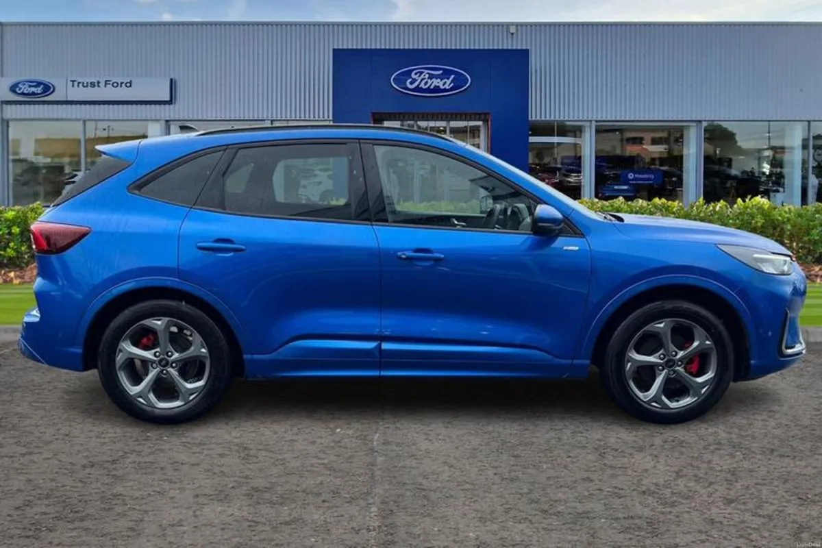 Ford Kuga ST-Line - Image 3