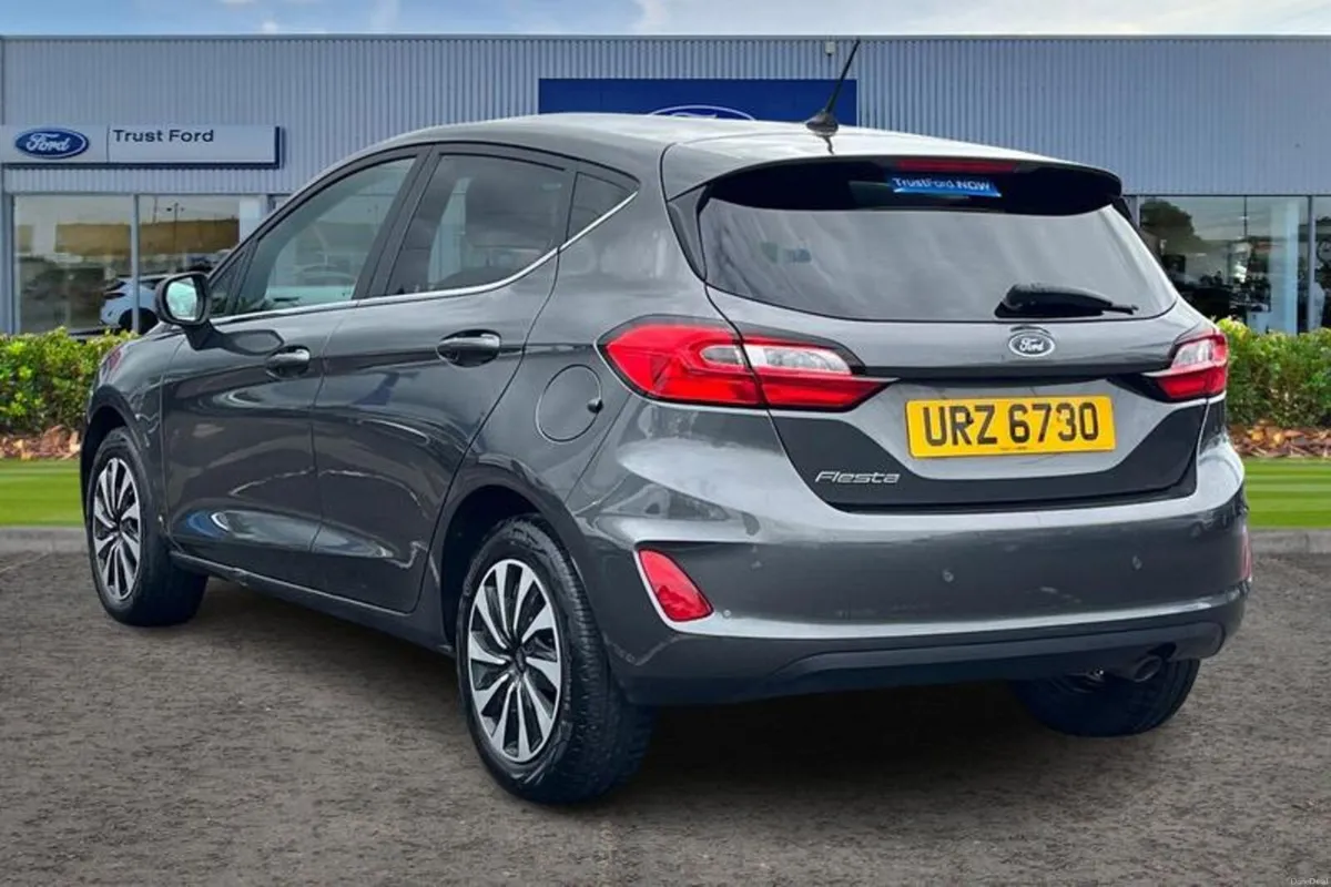 Ford Fiesta Titanium - Image 2