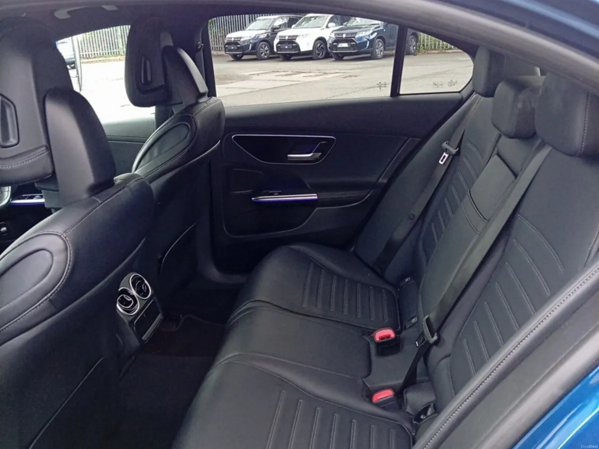 Mercedes-Benz C-Class C300 AMG Line PHEV Premium A - Image 4