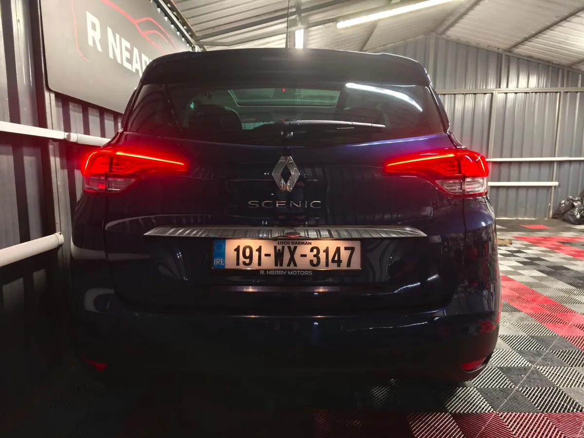 2019 Renault Scenic 1.3 TCe 140 GPF Signature - Image 2