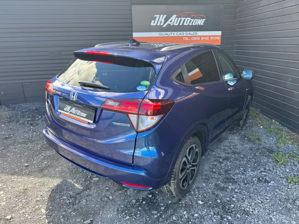 Honda Vezel 1.5 HYBRID AUTO - Image 4
