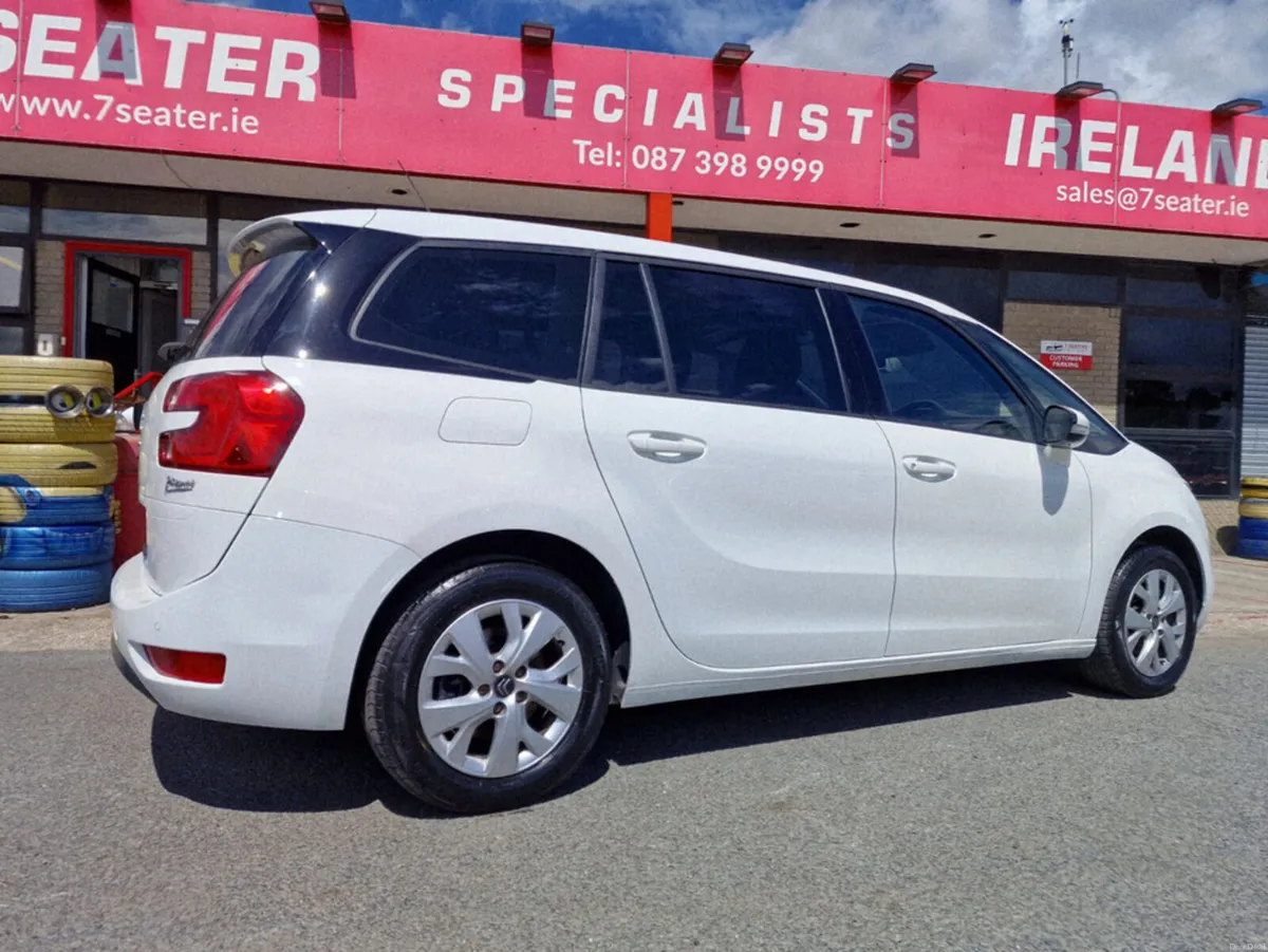 Citroen Grand C4 Picasso 1.6 BLUE HDI LOW MILEAGE - Image 6