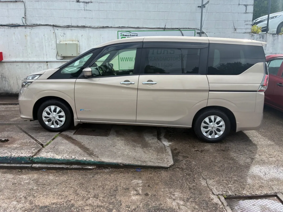 Nissan Serena 2.0i HYBRID 8 SEATER PETROL AUTOMATI - Image 6