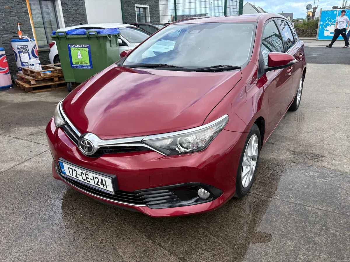 Toyota Auris 2017 - Image 1