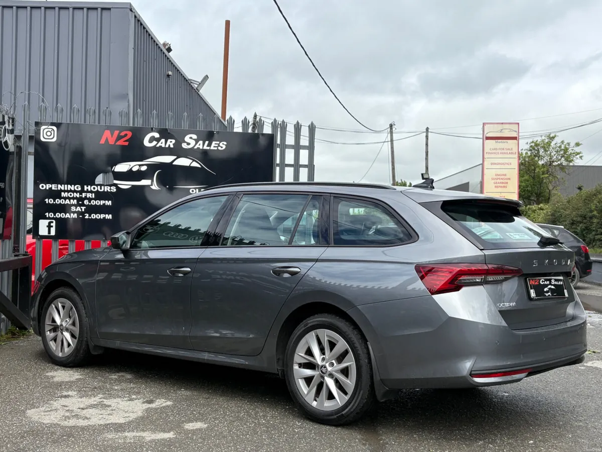 Skoda Octavia 2025 - Image 4