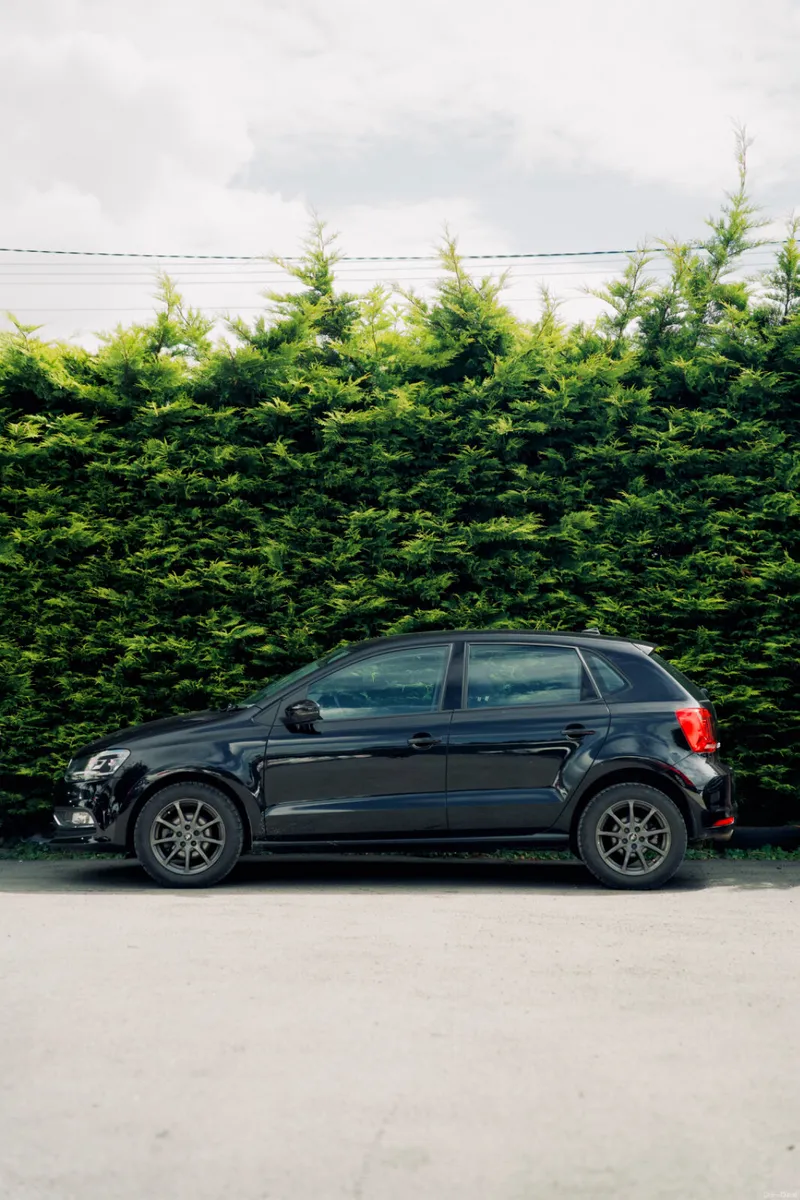 Volkswagen Polo TSI Highline 2016 - Image 2