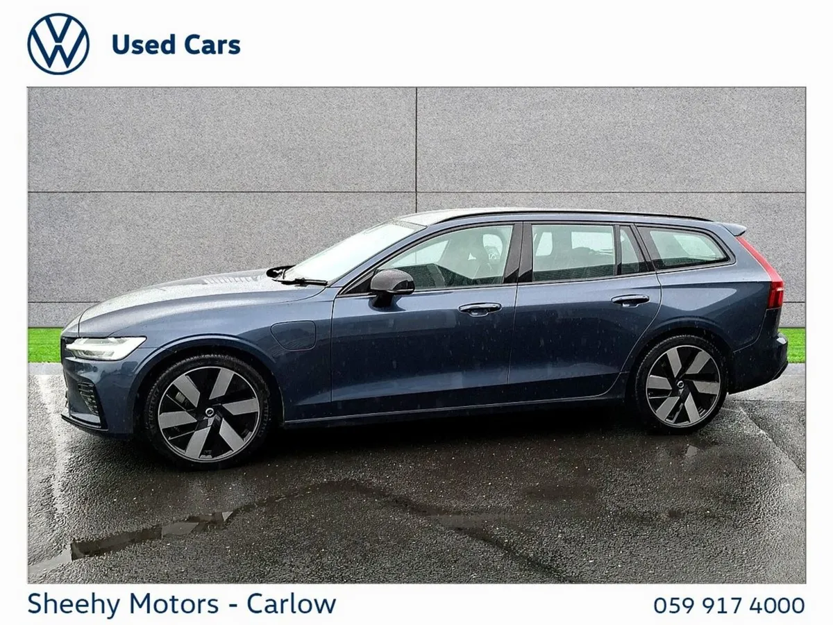 Volvo V60 V60 T6 PLUS PHEV AWD AUTO - Image 6