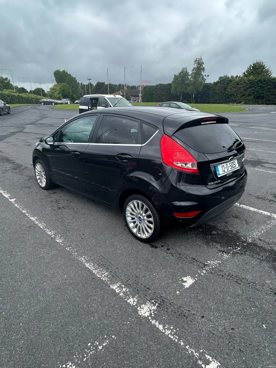 FORD FIESTA 1.4 TDCI TITANIUM 70BHP 5DR - Image 4