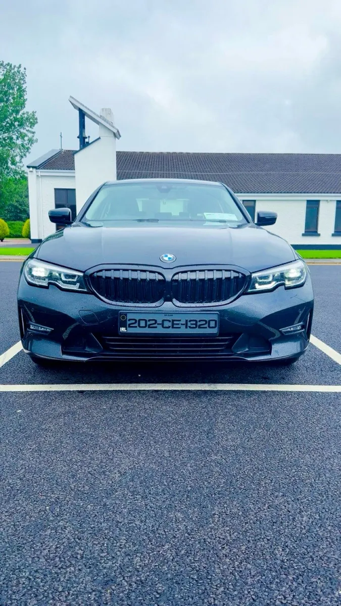 Car - Image 3