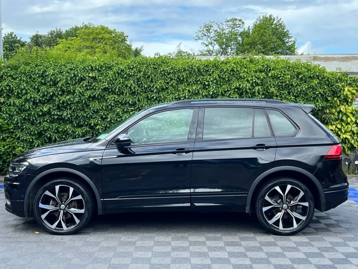 Volkswagen Tiguan R-LINE 2.0 TDI 4MOTION AUTO // H - Image 3