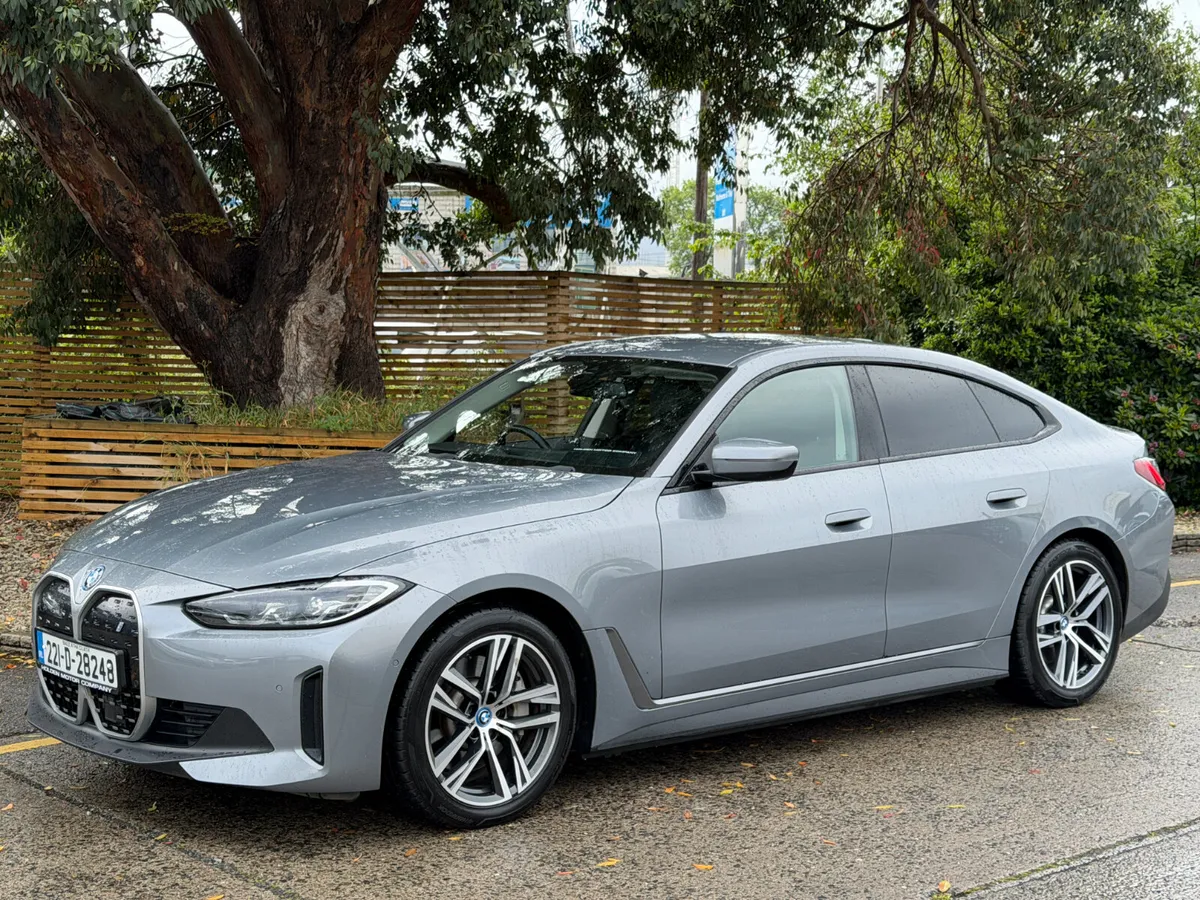 2022 BMW i4. 80KWH. ELECTRIC BOOT. 2 KEYS - Image 3