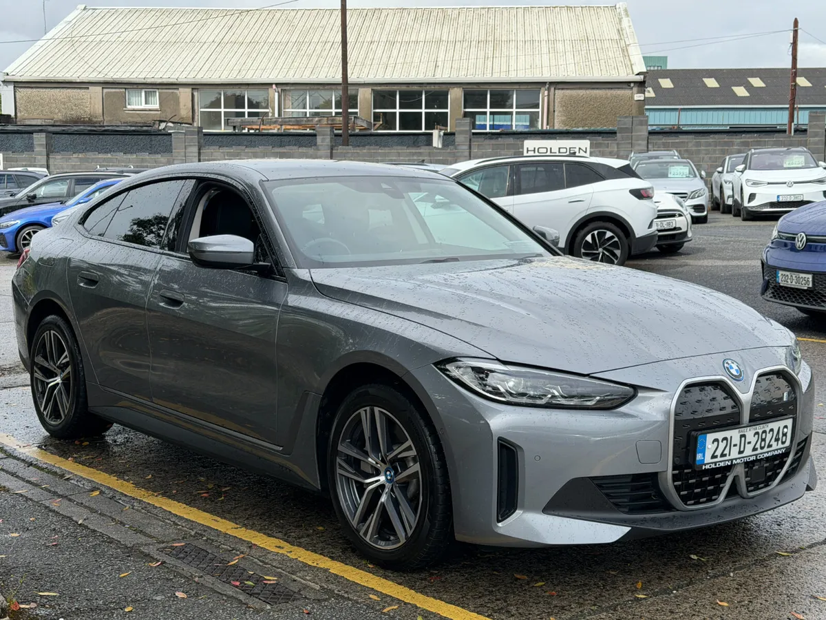 2022 BMW i4. 80KWH. ELECTRIC BOOT. 2 KEYS - Image 6