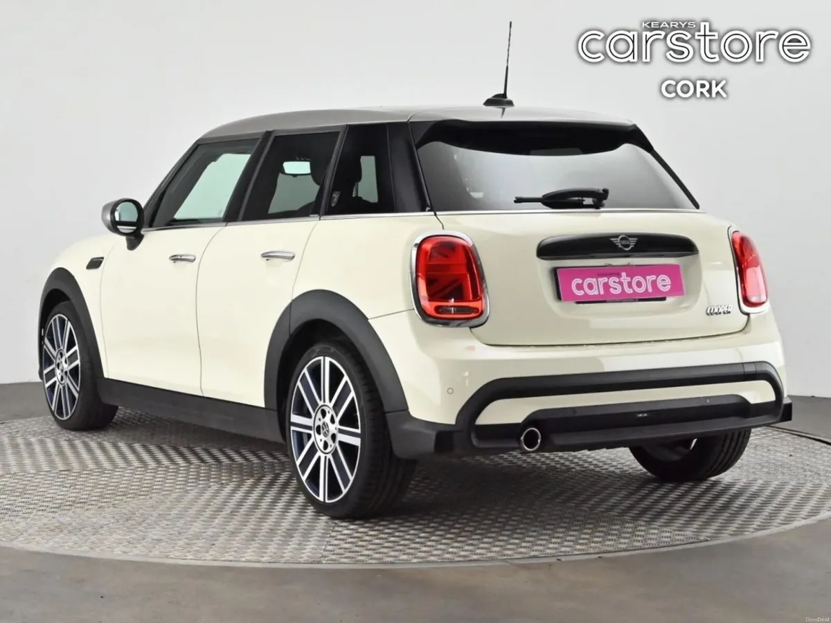 Mini Cooper Cooper Exclusive - Image 3